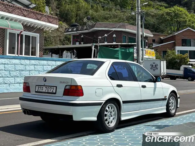 BMW 3 серия 1995 2.0 АКПП, миниатюра 2