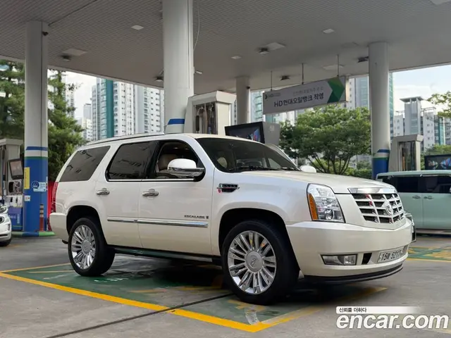 Cadillac Escalade, 2008, 196 500 км