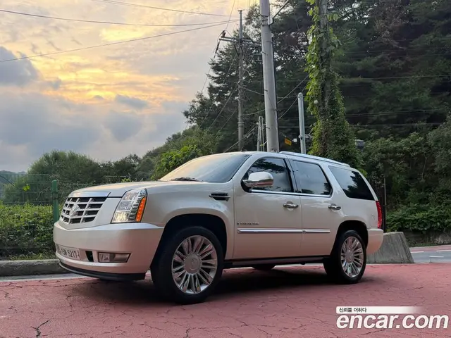 Cadillac Escalade 2008 6.2 АКПП, миниатюра 2