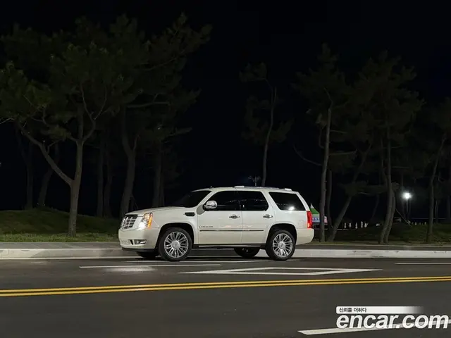 Cadillac Escalade 2008 6.2 АКПП, миниатюра 4