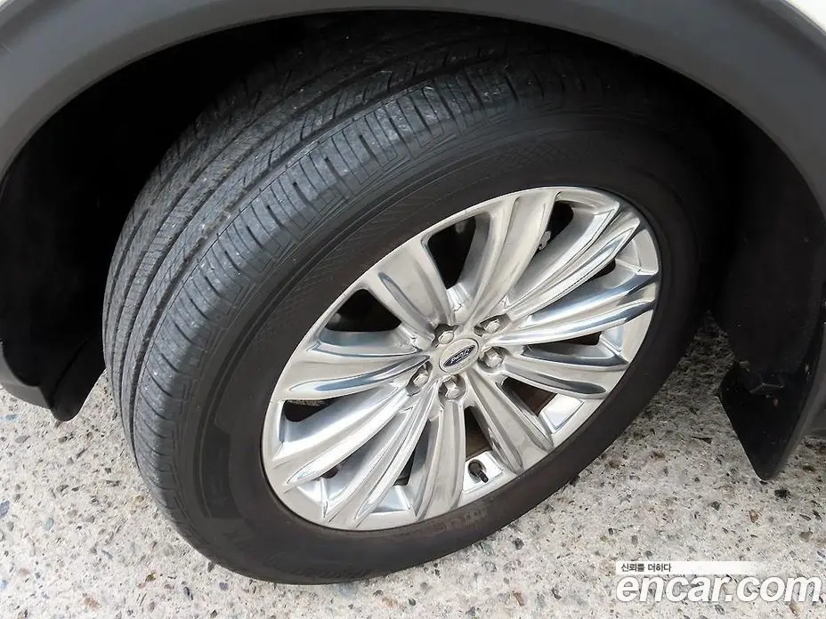 Ford Explorer 2019 2.3 АКПП, фото 20