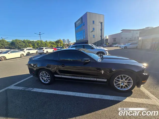 Ford Mustang, 2012, 94 200 км