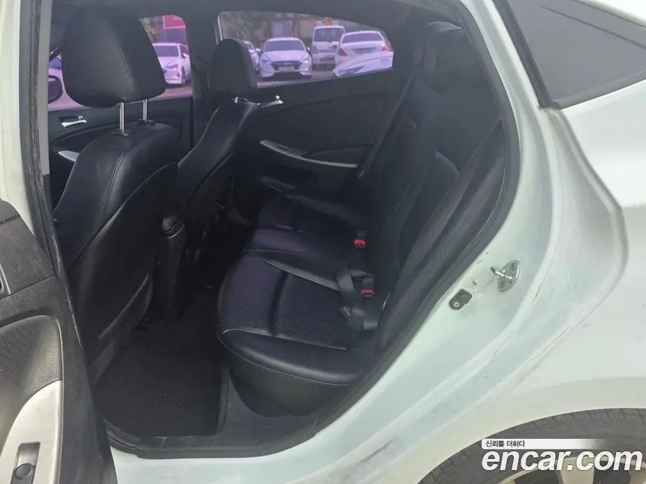 Hyundai Accent 2012 1.6 МКПП, фото 7