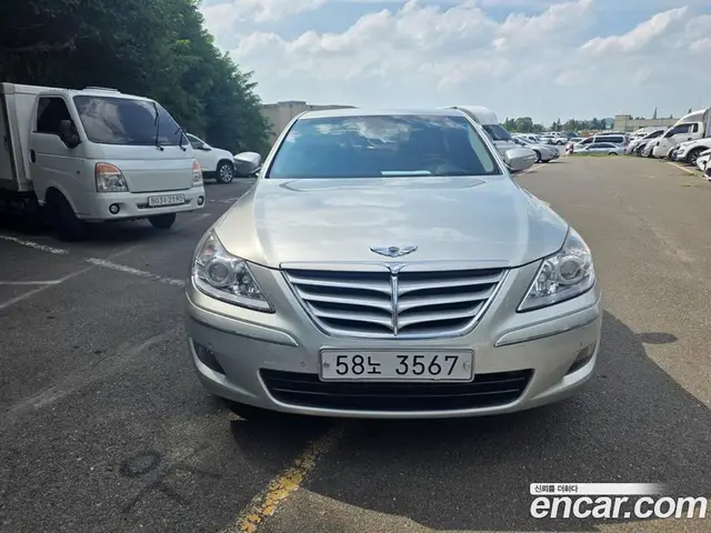 Hyundai Genesis, 2010, 165 529 км