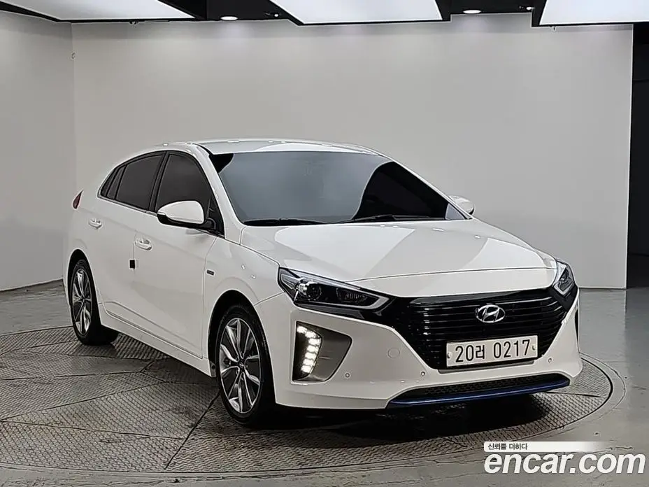 Hyundai Ioniq 2016 1.6 АКПП, фото 2 Hyundai Ioniq 2016 1.6 АКПП, фото 2