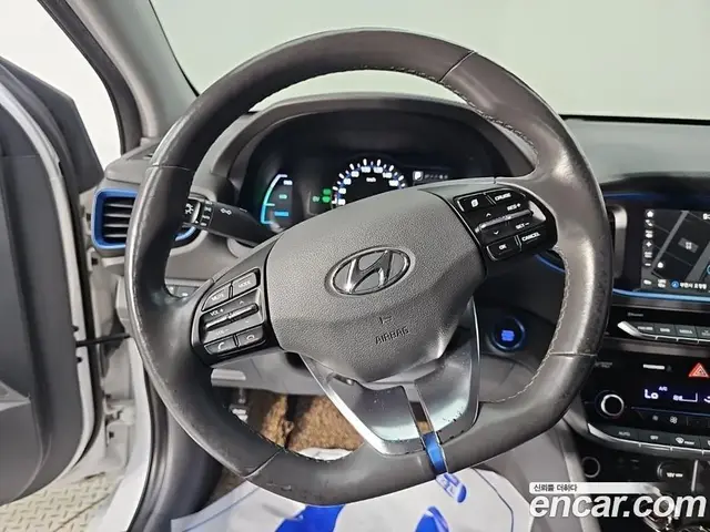 Hyundai Ioniq 2016 1.6 АКПП, миниатюра 9 Hyundai Ioniq 2016 1.6 АКПП, миниатюра 9