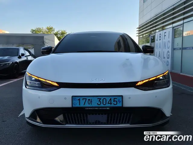 Kia EV6 2024 0.1 АКПП, миниатюра 3