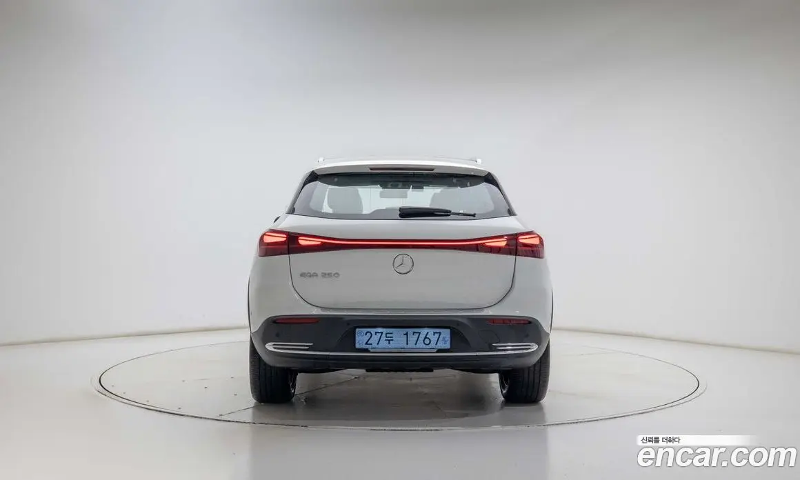 Mercedes-Benz EQA 2025 0.2 АКПП, фото 4