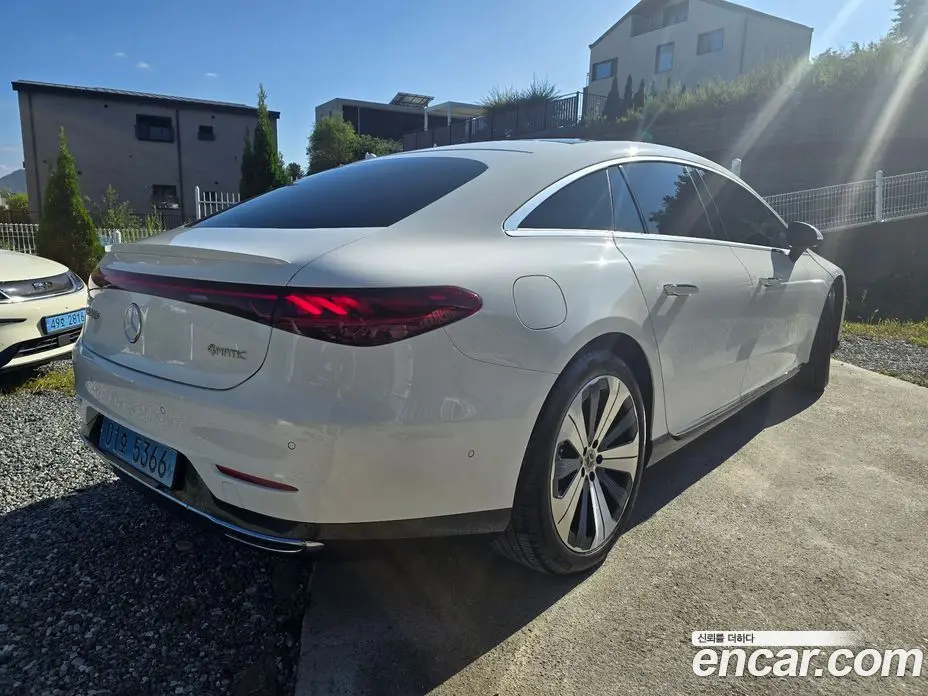 Mercedes-Benz EQS 2023 0.5 АКПП, фото 3