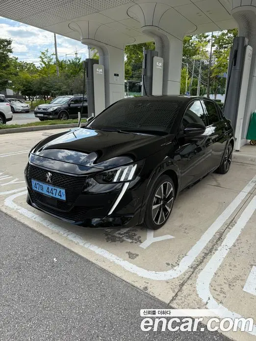 Peugeot 208, 2022, 37 500 км