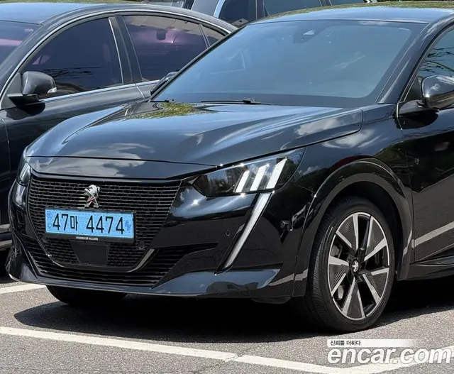 Peugeot 208 2022 АКПП, миниатюра 12