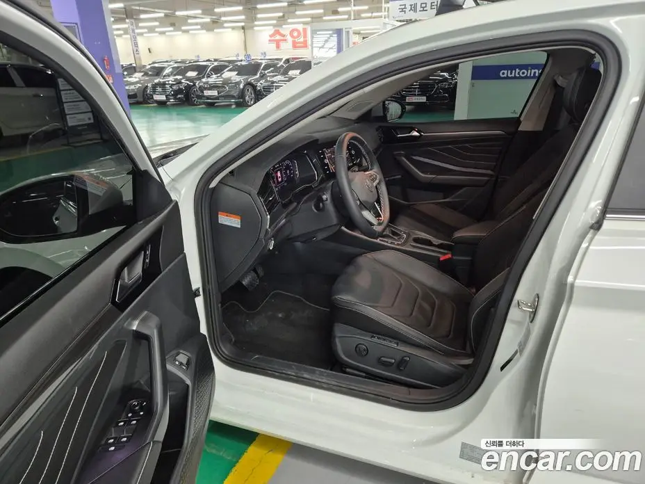 Volkswagen Jetta 2023 1.5 АКПП, фото 13