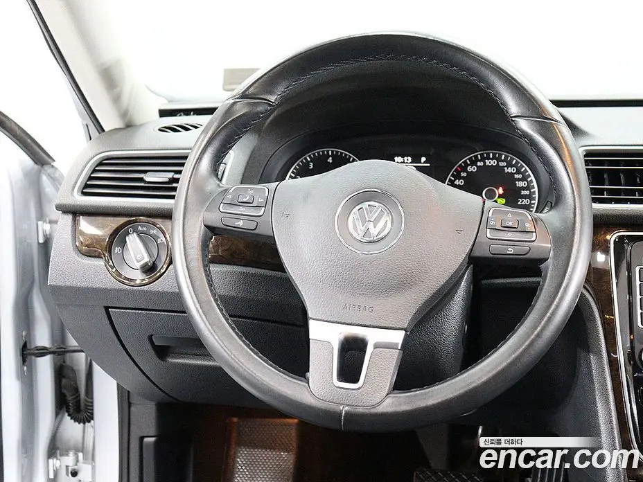 Volkswagen Passat 2015 1.8 АКПП, фото 17