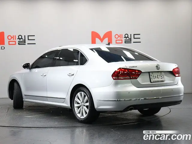 Volkswagen Passat 2015 1.8 АКПП, миниатюра 4