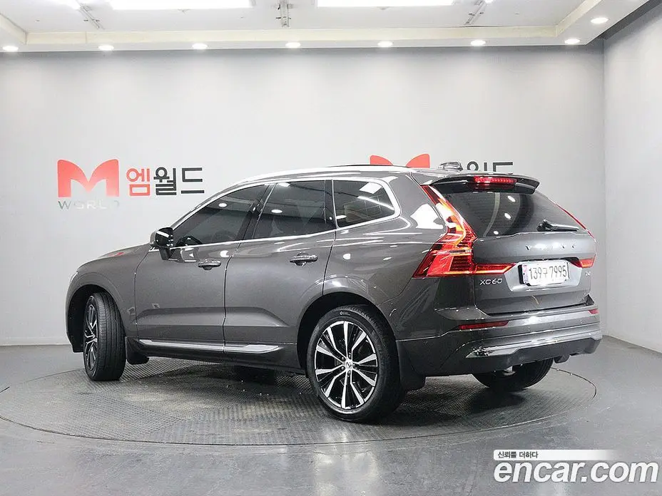 Volvo XC60 2024 2.0 АКПП, фото 4