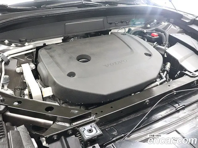 Volvo XC60 2024 2.0 АКПП, миниатюра 6