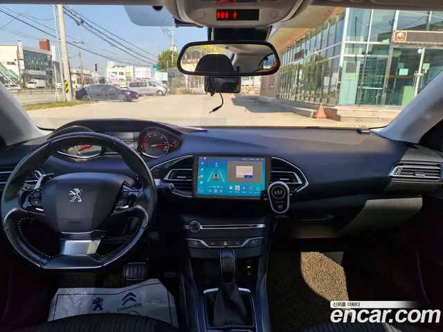 Peugeot 308 2015 1.6 АКПП, миниатюра 11