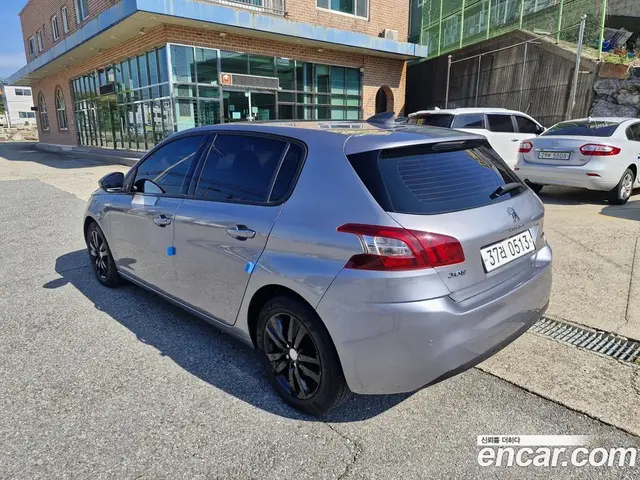 Peugeot 308 2015 1.6 АКПП, миниатюра 7