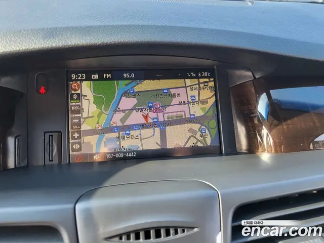 Renault (Samsung) SM5 2010 2.0 АКПП, миниатюра 10 Renault (Samsung) SM5 2010 2.0 АКПП, миниатюра 10