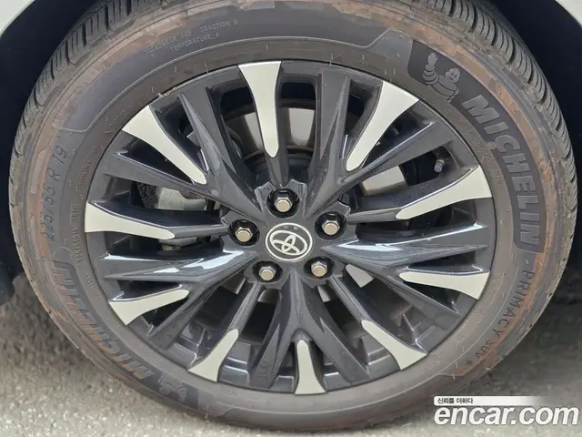 Toyota Alphard 2025 2.5 АКПП, миниатюра 12