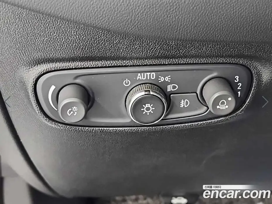 Chevrolet Equinox 2018 1.6 АКПП, фото 18
