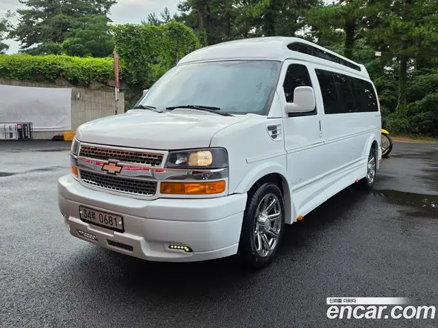 Chevrolet Express Van 2015 6.0 АКПП, миниатюра 3