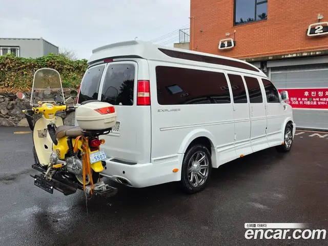 Chevrolet Express Van 2015 6.0 АКПП, миниатюра 4
