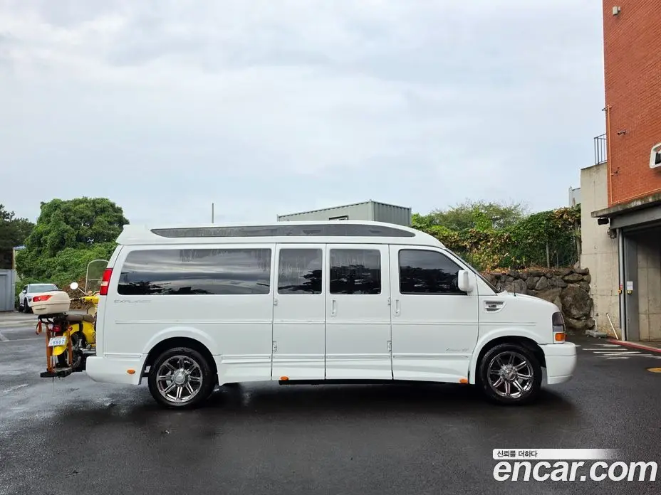 Chevrolet Express Van 2015 6.0 АКПП, фото 6