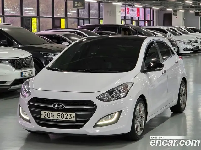 Hyundai i30 2014 1.6 АКПП, миниатюра 3