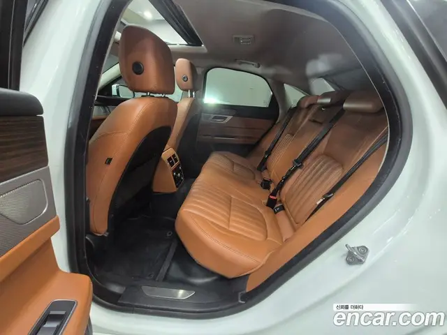 Jaguar XF 2017 2.0 АКПП, миниатюра 8