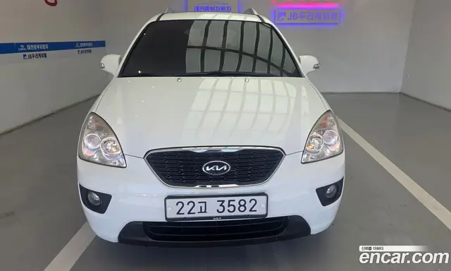 Kia Carens, 2011, 121 741 км