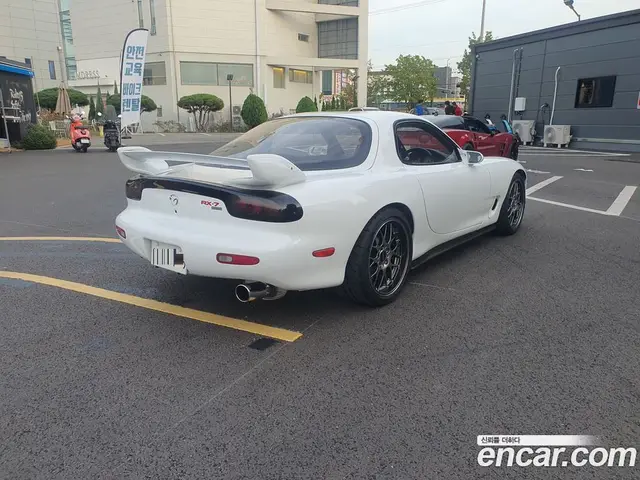 Mazda RX-7 1993 1.3 МКПП, миниатюра 2