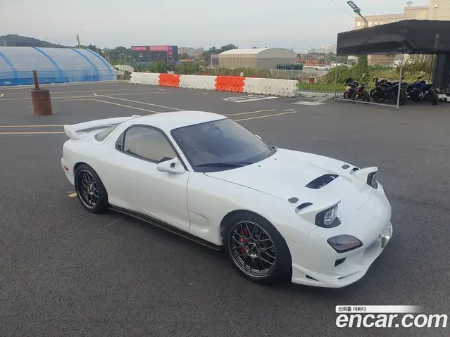 Mazda RX-7 1993 1.3 МКПП, миниатюра 12