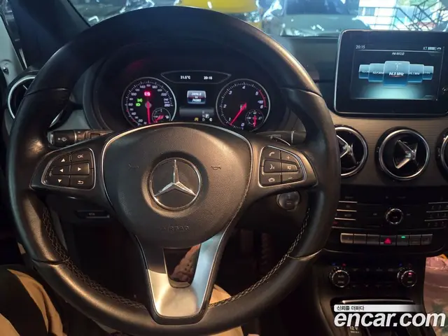 Mercedes-Benz B-Class 2016 2.1 АКПП, миниатюра 12