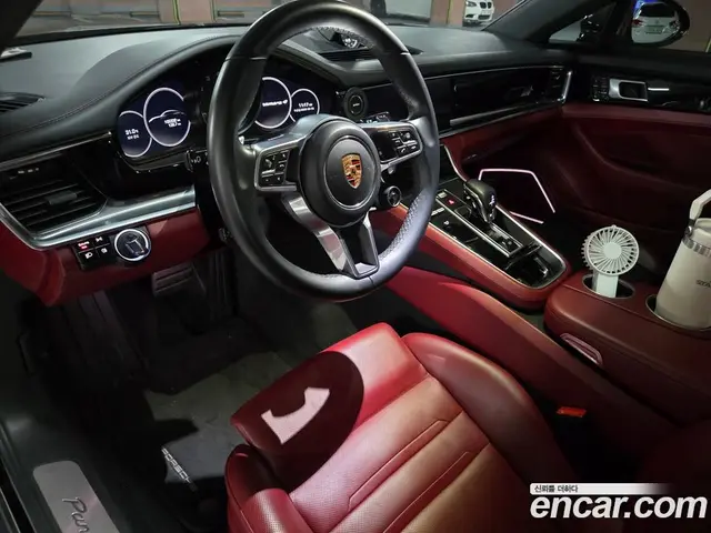 Porsche Panamera 2018 3.0 АКПП, миниатюра 9