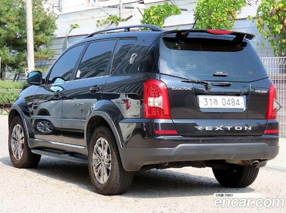 SsangYong Rexton 2015 2.0 АКПП, фото 3