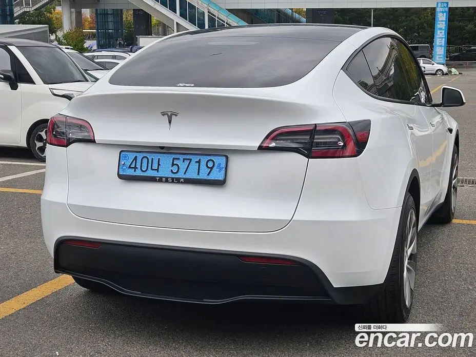 Tesla Model Y 2023 0.2 АКПП, фото 6 Tesla Model Y 2023 0.2 АКПП, фото 6