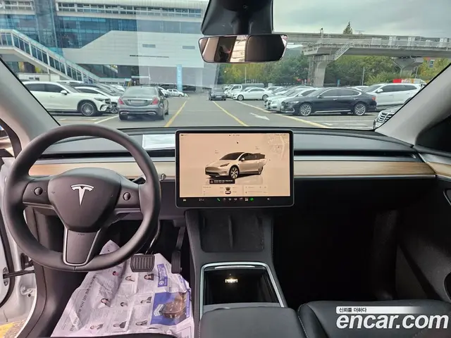 Tesla Model Y 2023 0.2 АКПП, миниатюра 10 Tesla Model Y 2023 0.2 АКПП, миниатюра 10