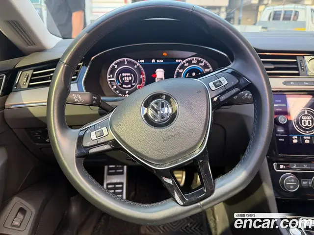 Volkswagen Arteon 2019 2.0 АКПП, миниатюра 10 Volkswagen Arteon 2019 2.0 АКПП, миниатюра 10