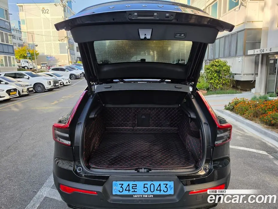 Volvo C40 2024 0.2 АКПП, фото 18