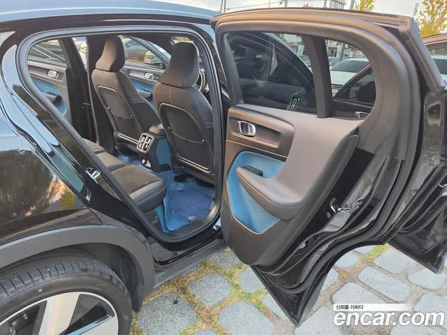 Volvo C40 2024 0.2 АКПП, миниатюра 9