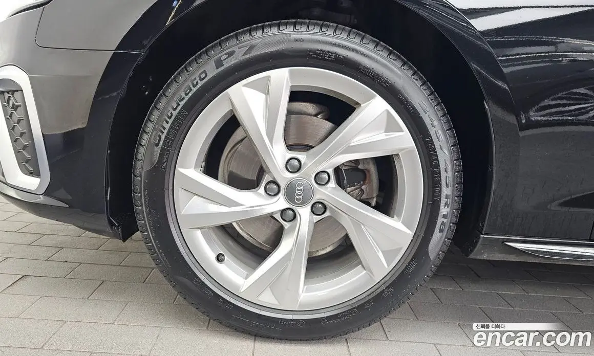 Audi A4 2021 2.0 АКПП, фото 5