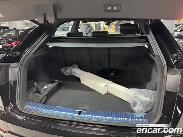 Audi Q8 2026 3.0 АКПП, миниатюра 4
