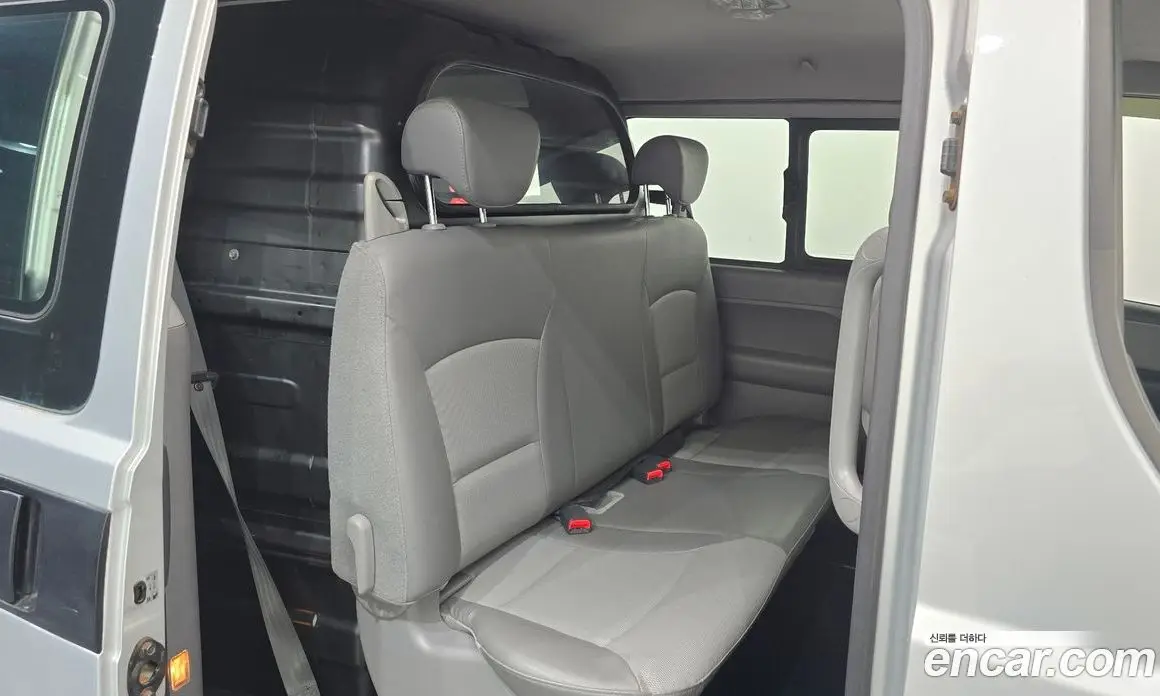 Hyundai Starex 2009 2.5 МКПП, фото 11