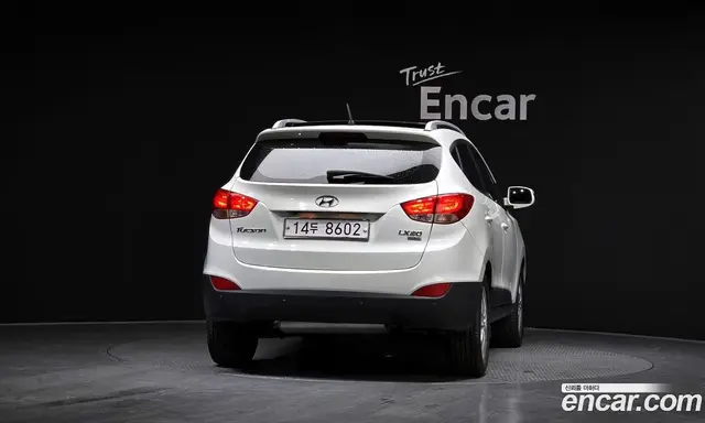 Hyundai Tucson 2009 2.0 АКПП, миниатюра 4