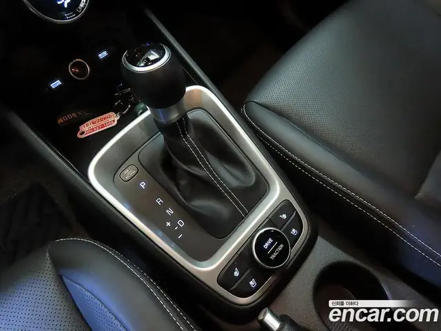 Hyundai Venue 2021 1.6 АКПП, миниатюра 12