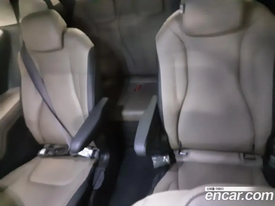Kia Carnival 2024 1.6 АКПП, фото 13
