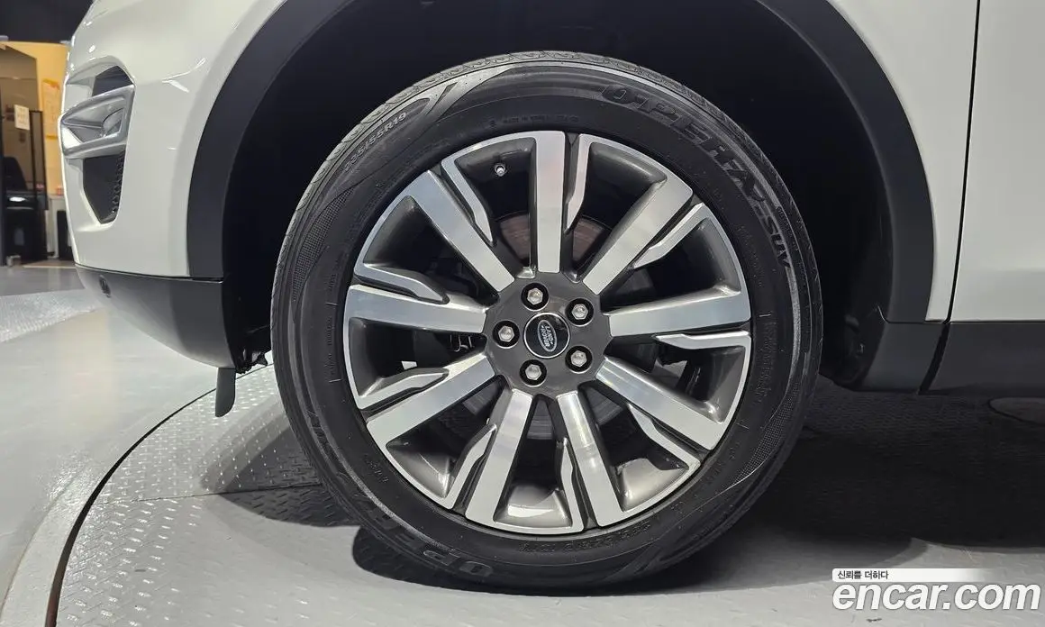 Land Rover Discovery Sport 2017 2.0 АКПП, фото 5