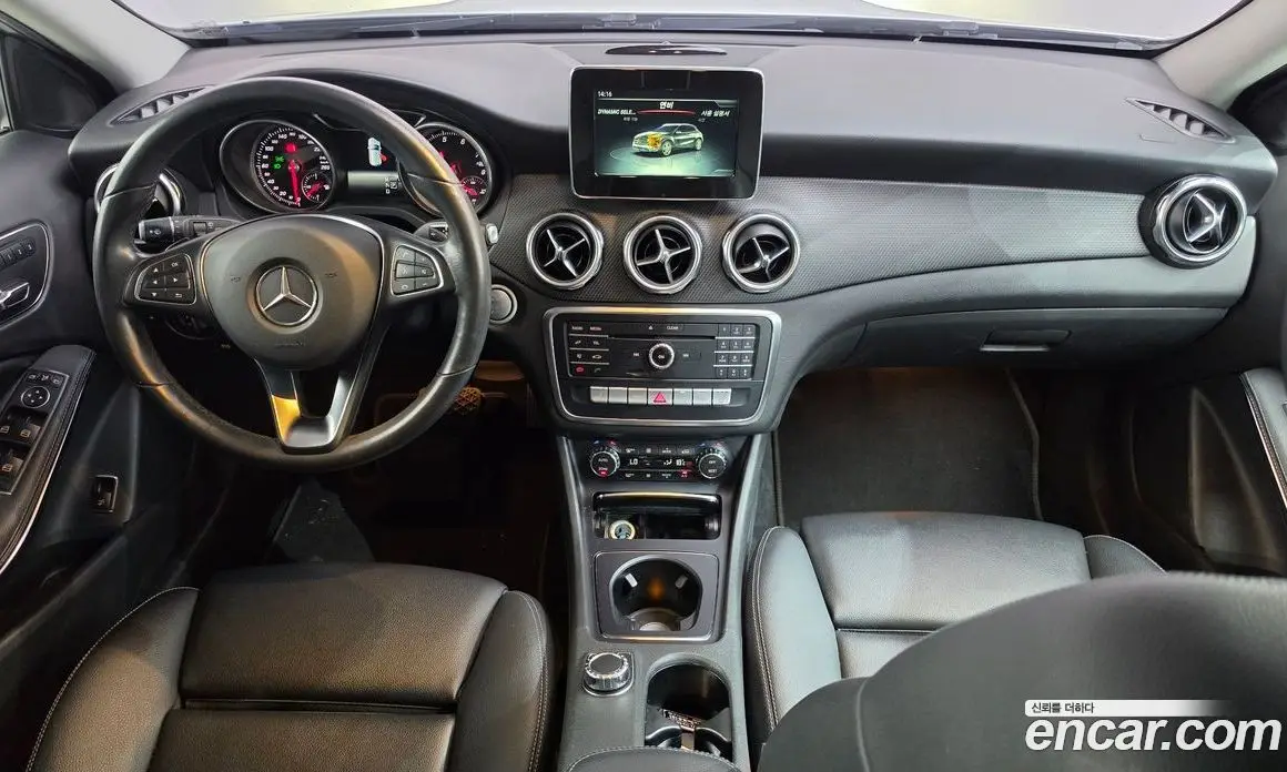 Mercedes-Benz GLA-Class 2019 2.0 АКПП, фото 10