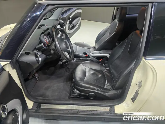 Mini Cooper 2007 1.6 АКПП, миниатюра 11